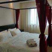 南京僑馨人家養(yǎng)老公寓附近酒店 海璽會(huì)議服務(wù)住宿推薦